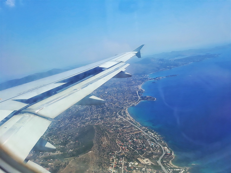 pregătirea de aterizare pe aeroportul din Atena